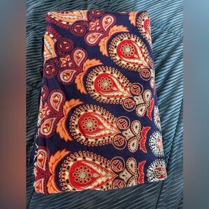 INDIAN/ BOHEMIAN TAPESTRY : orange/navy - Dimensions 6ft x 6ft